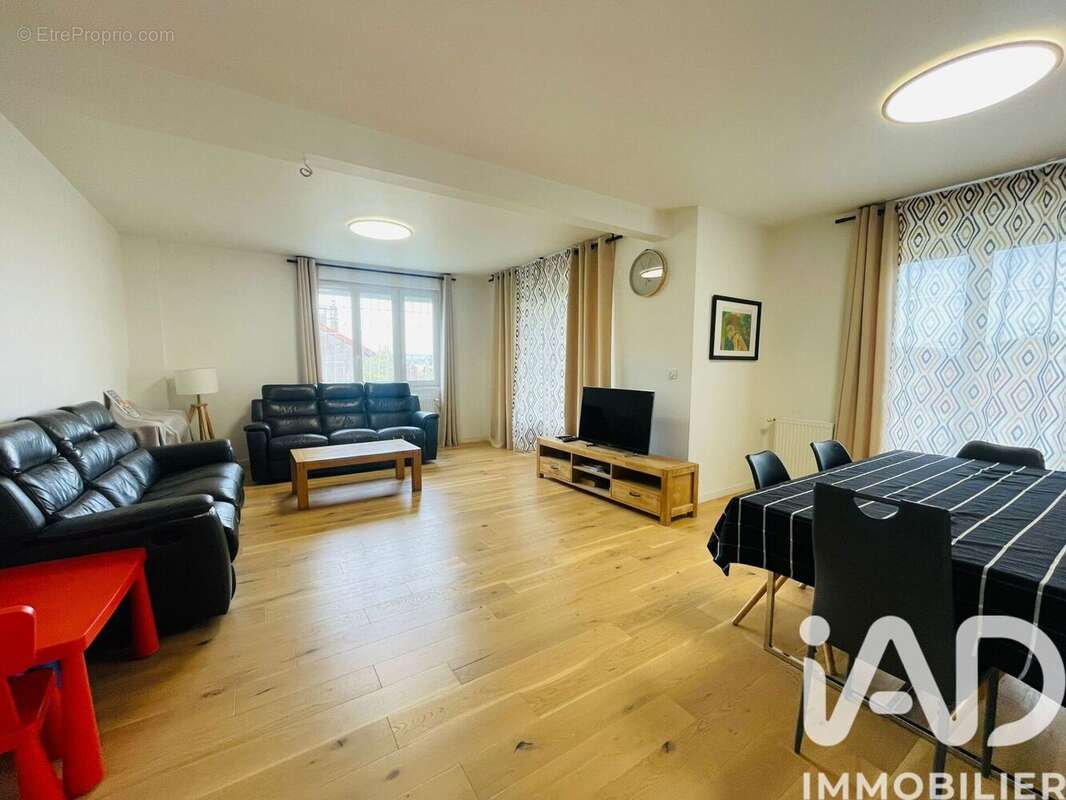 Photo 3 - Maison à PARON