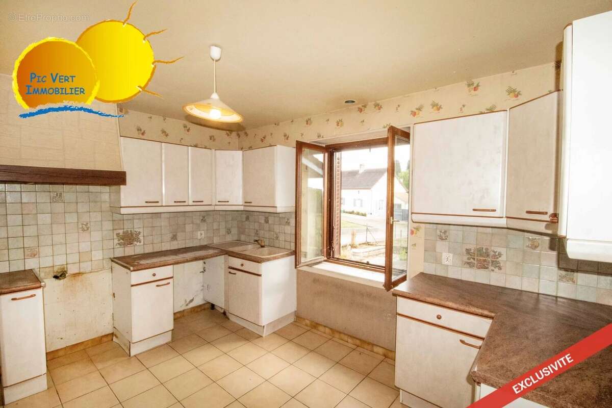 Maison avec dépendances à rénover - photo 4