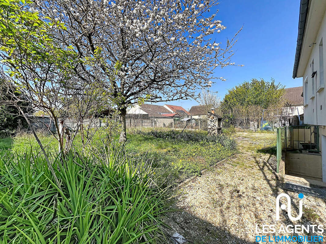 Maison à MEUNG-SUR-LOIRE