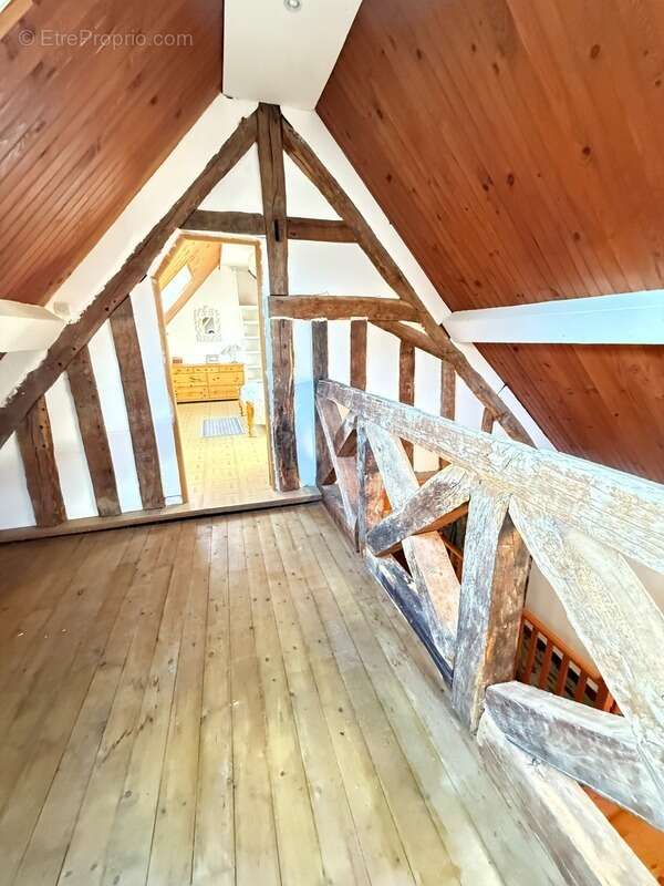 Maison à BUSSIERE-DUNOISE