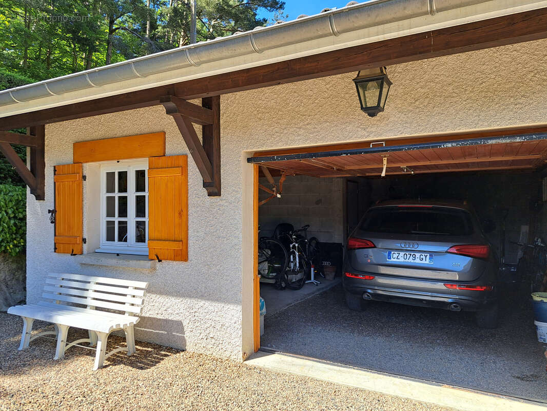 Maison à CHENEREILLES
