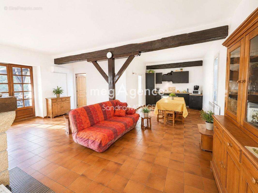 Appartement 3 pièces 78m² avec stationnement - photo 2