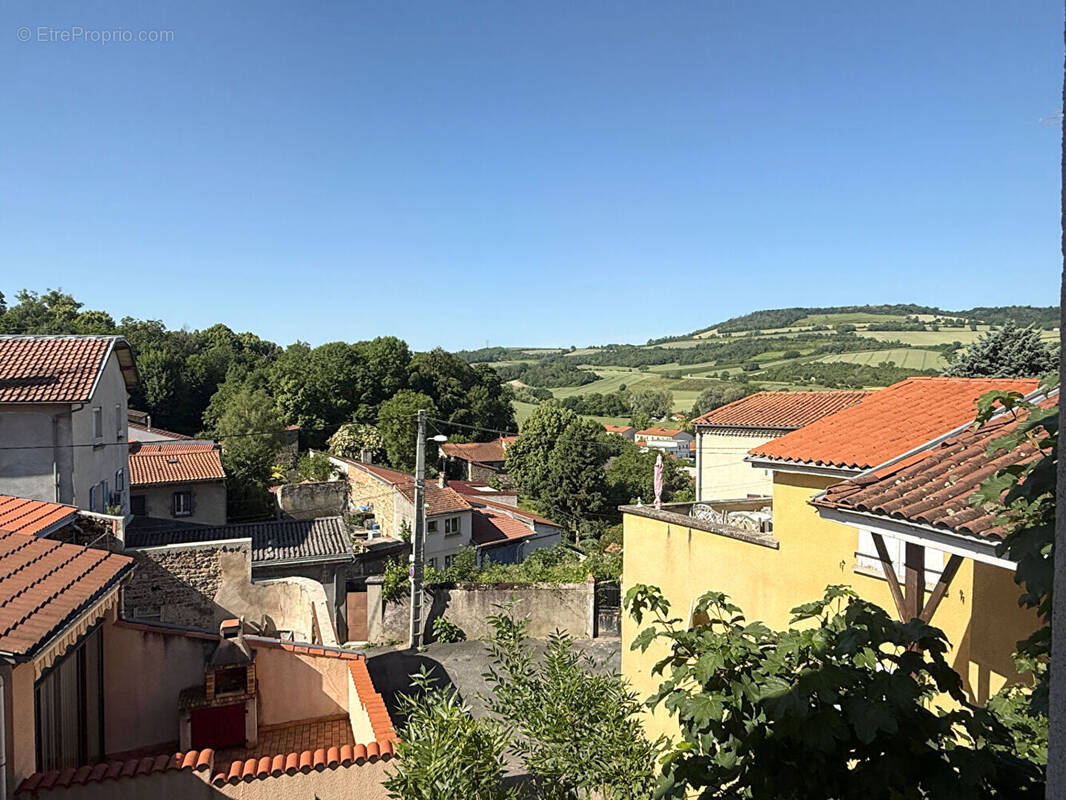 Maison à VERTAIZON