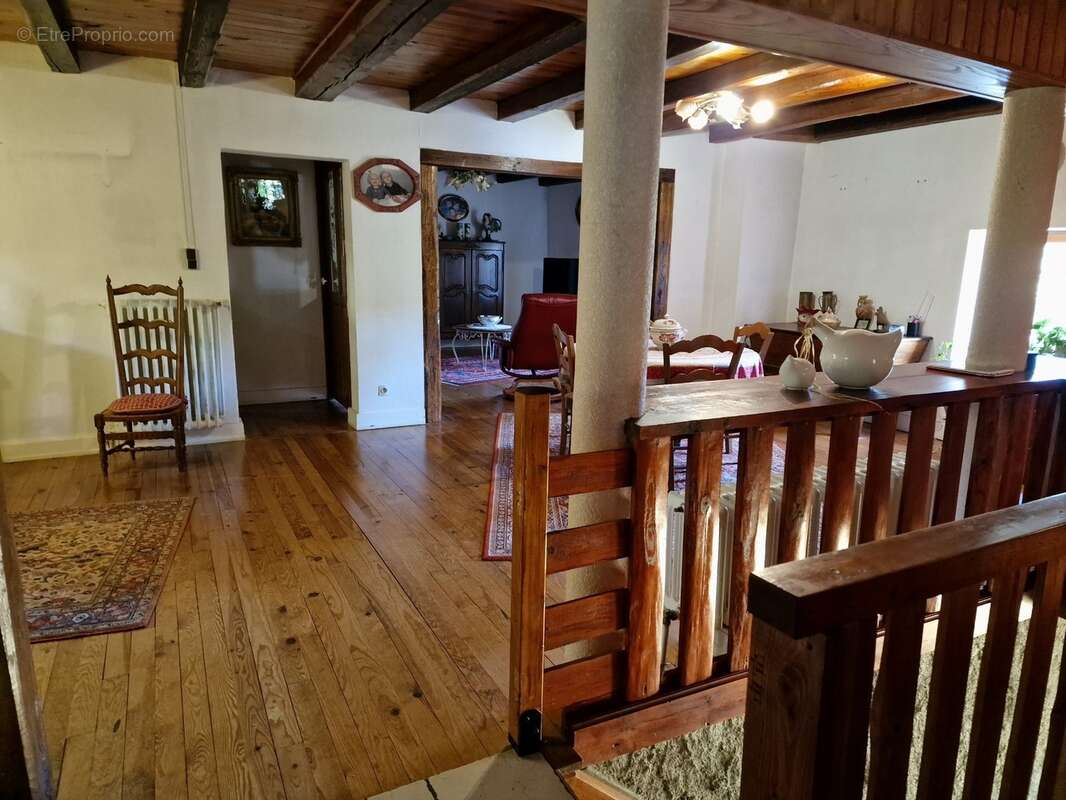 Dpt vosges (88), à vendre proche gerardmer - domaine - ferme rénovée t6 + 3 gites - spe investisseurs - photo 14