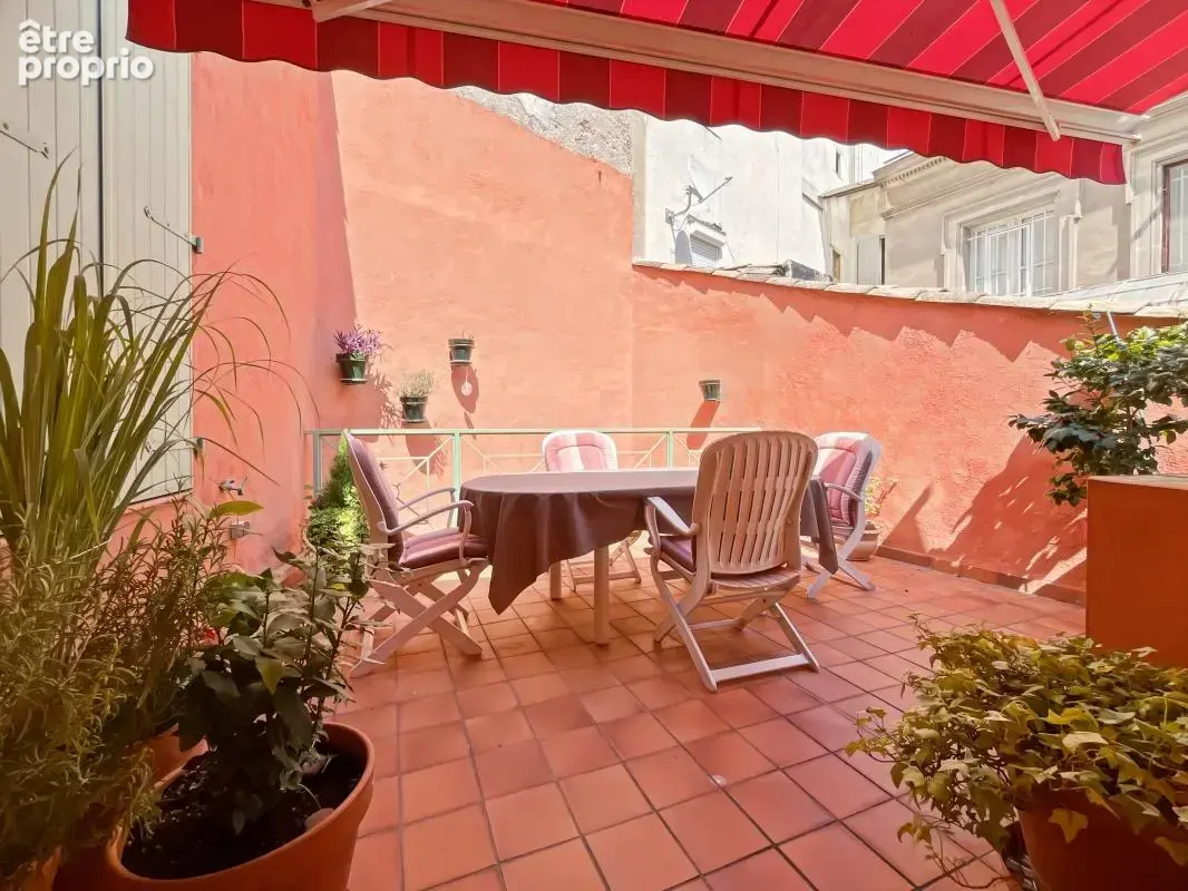 Maison atypique avec terrasse et stationnement – Béziers Centre - À Vendre - photo 32
