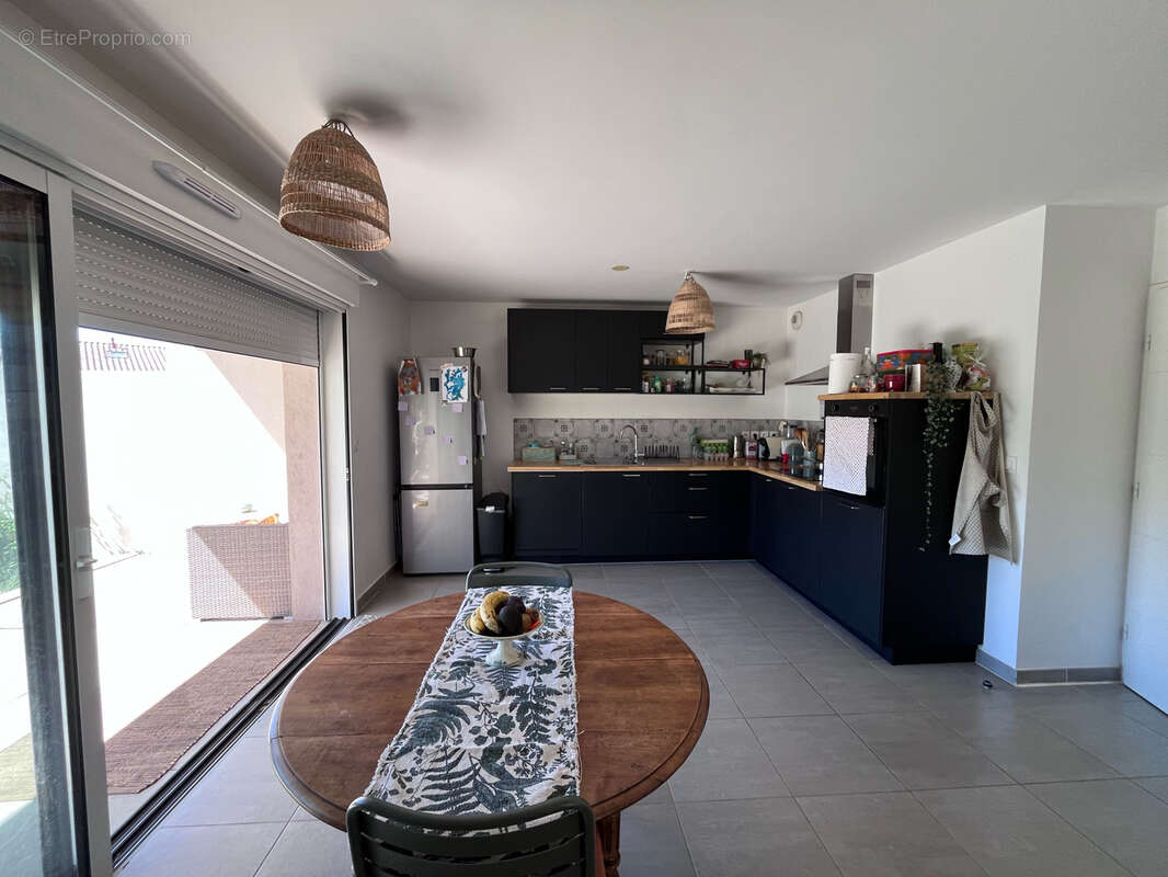 Appartement t3 en rez de jardin  avec parking toulon ouest - photo 4