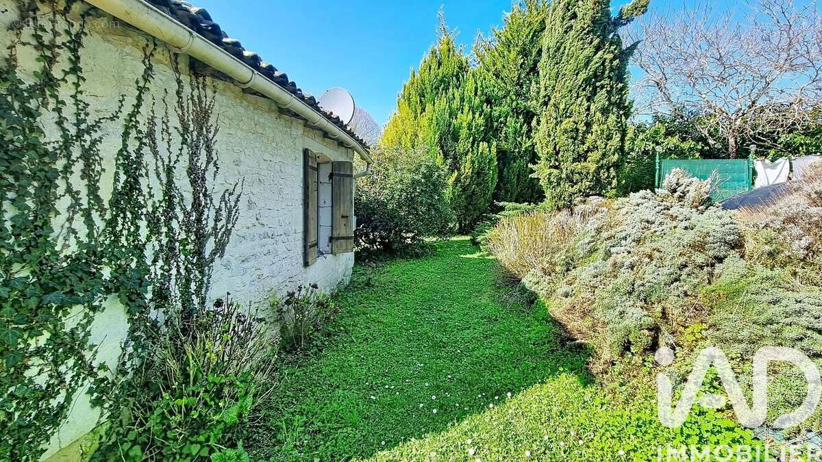Photo 8 - Maison à SAINT-DIZANT-DU-GUA