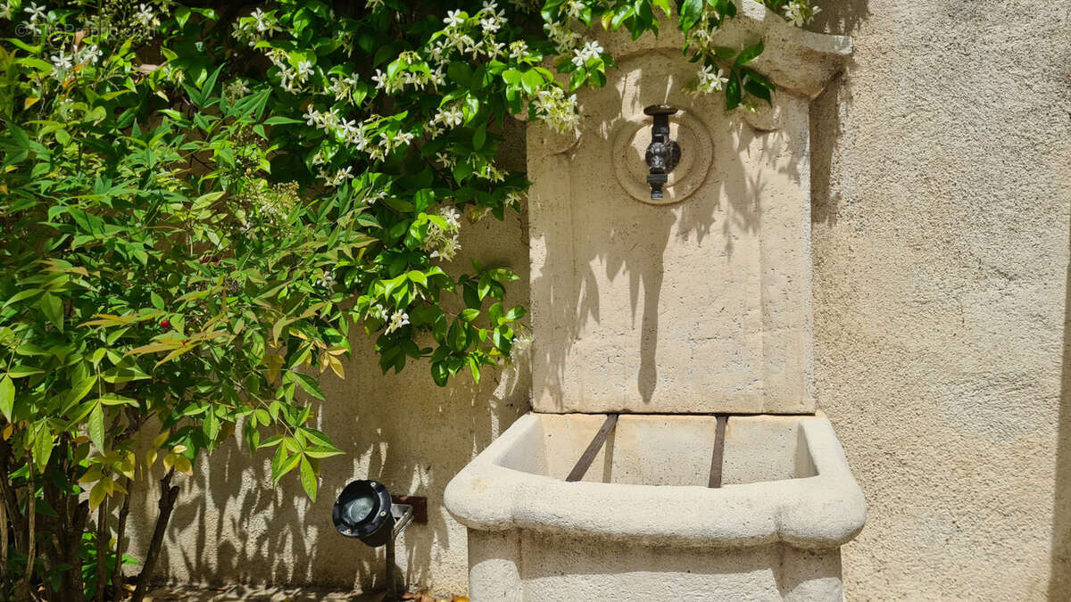 Maison à UZES