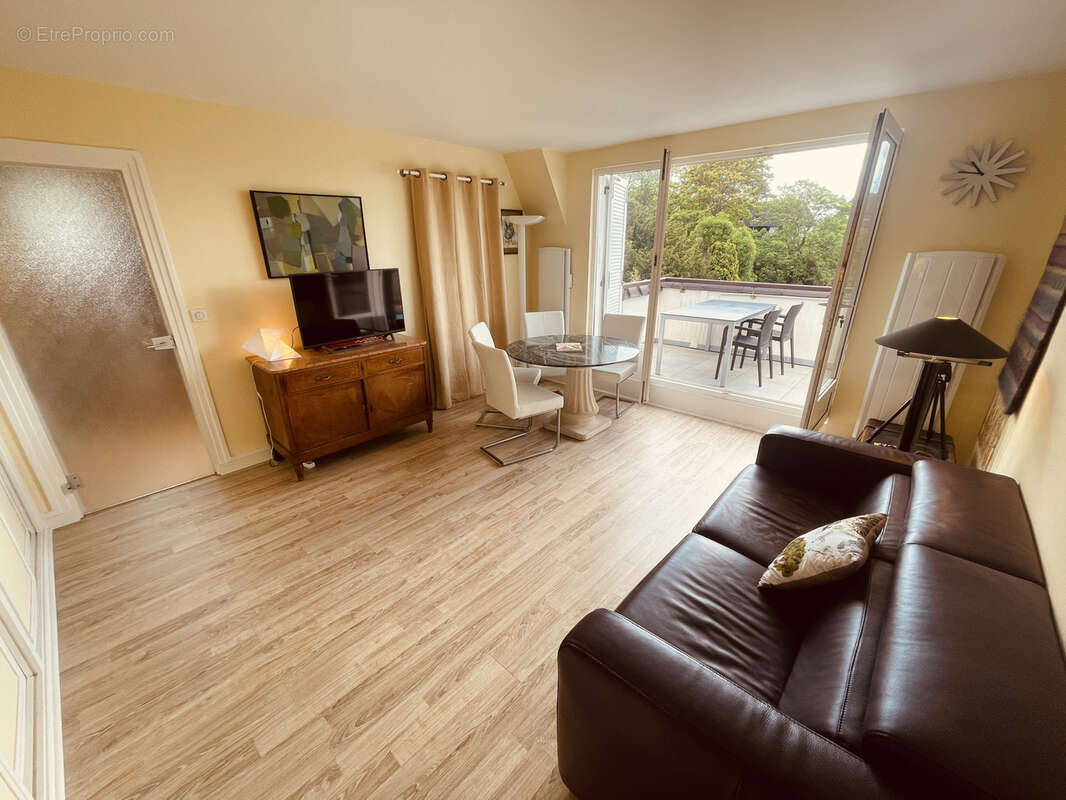 Appartement à TROUVILLE-SUR-MER