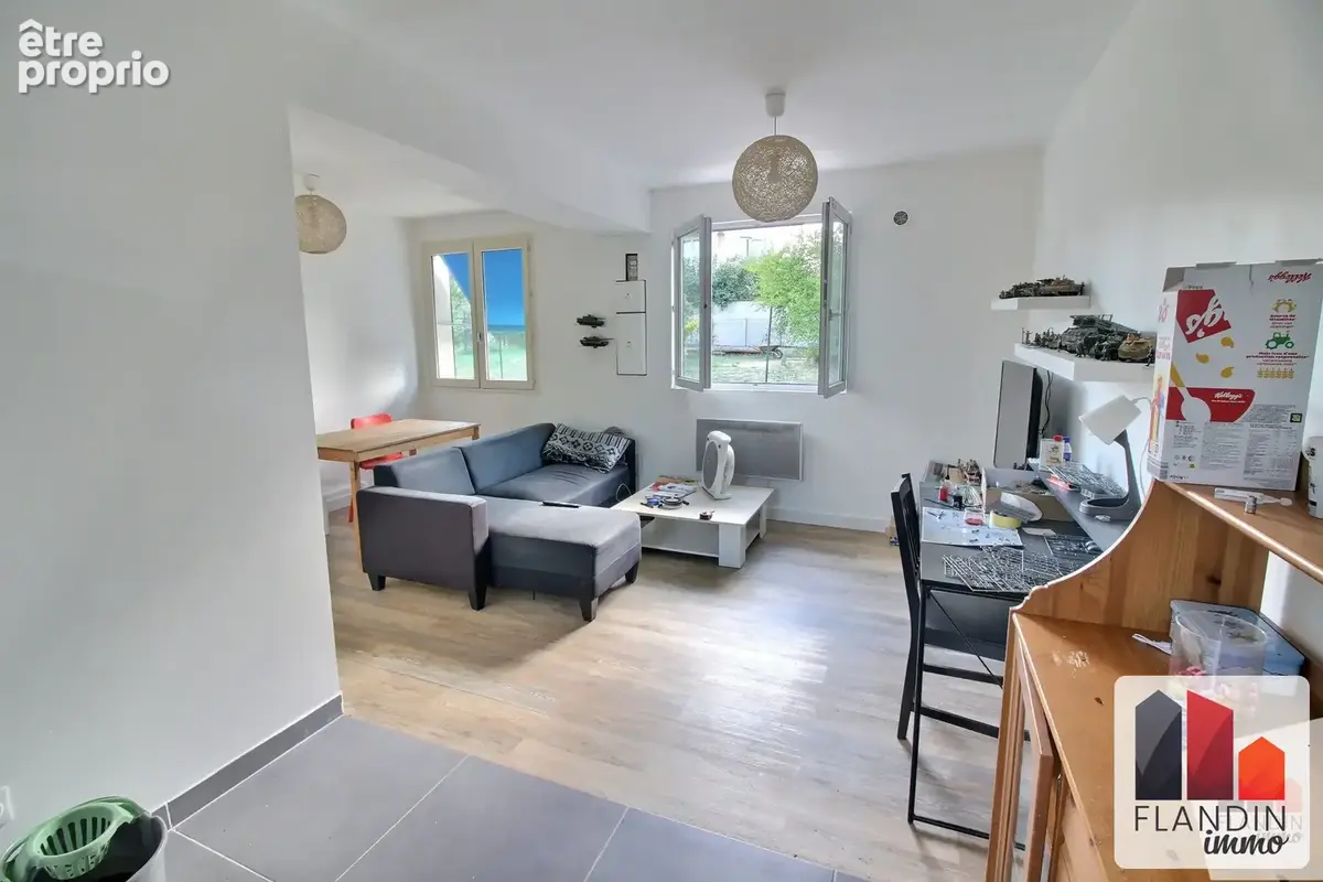 Photo Maison à Saint-Genis-Laval au prix de 320 000€