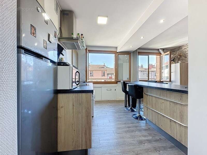 Appartement à SAINT-ETIENNE