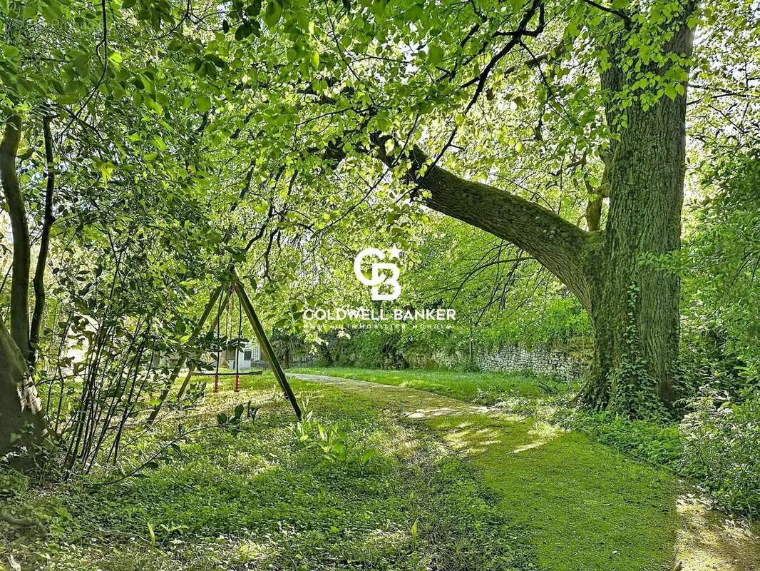 Maison à TONNAY-CHARENTE