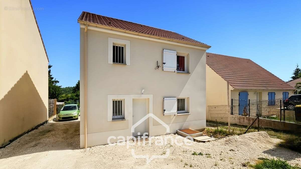  Jolie maison de 2025 avec jardin – Proche écoles et gare - photo 3