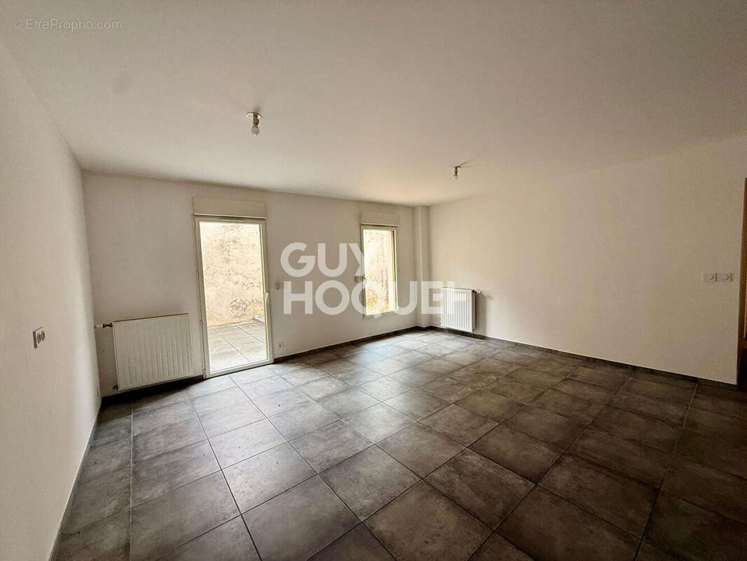 T4 avec jardin et terrasse privatifs de 38m² - CALUIRE BOURG - photo 5