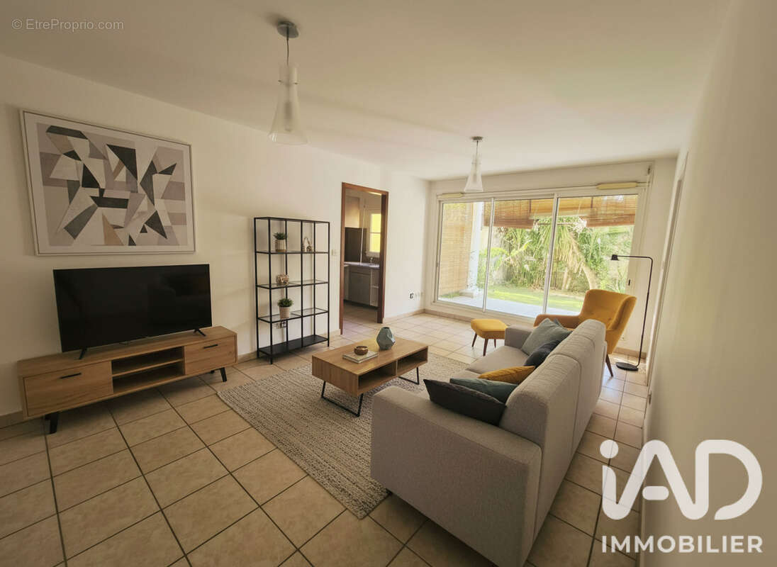 Appartement 42 m² à Saint-Pierre  - photo 2