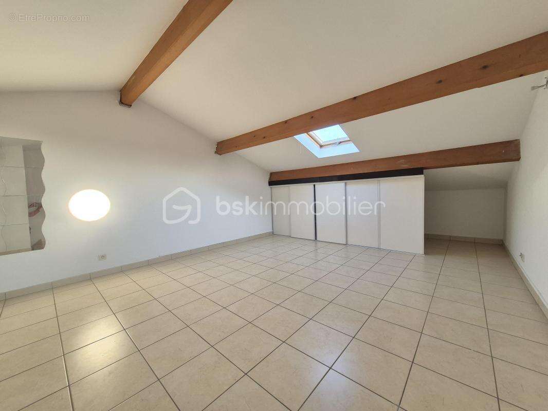 Appartement à OLLIOULES