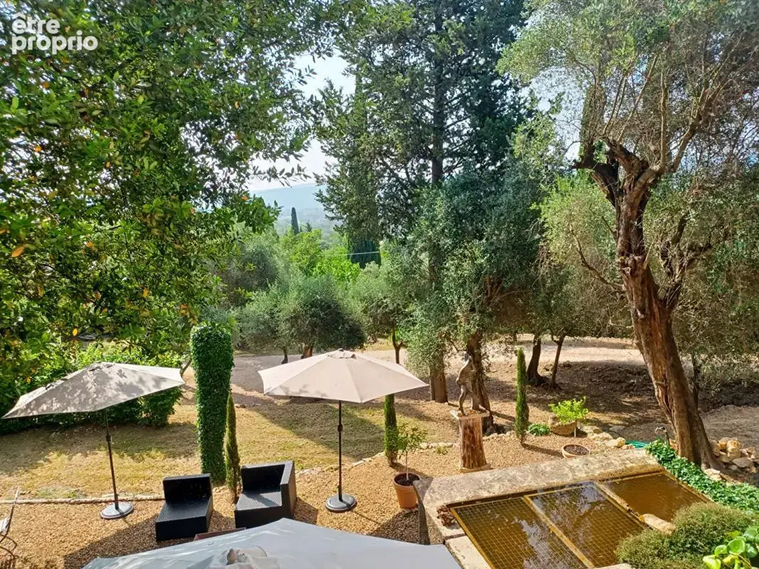 Mas du XVIIIème Siècle de 300 m² sur domaine de 15 000 m² - photo 14