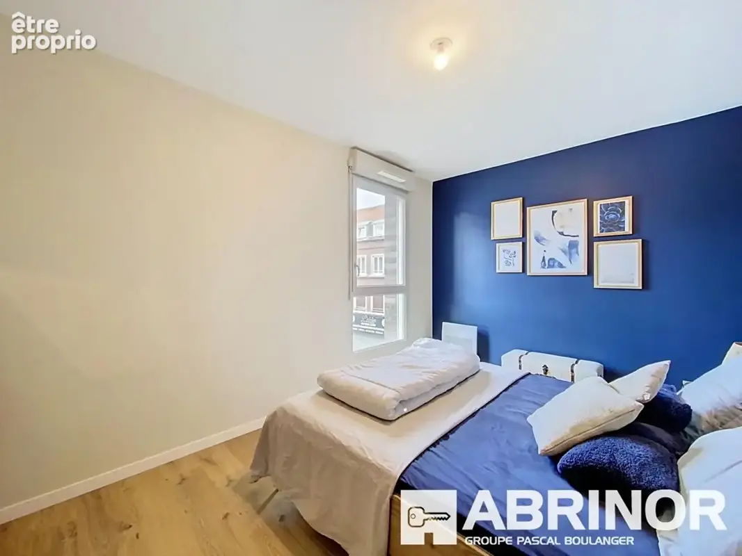 Lille Wazemmes - Superbe appartement T4 de 91 m² avec terrasse et parking - photo 10