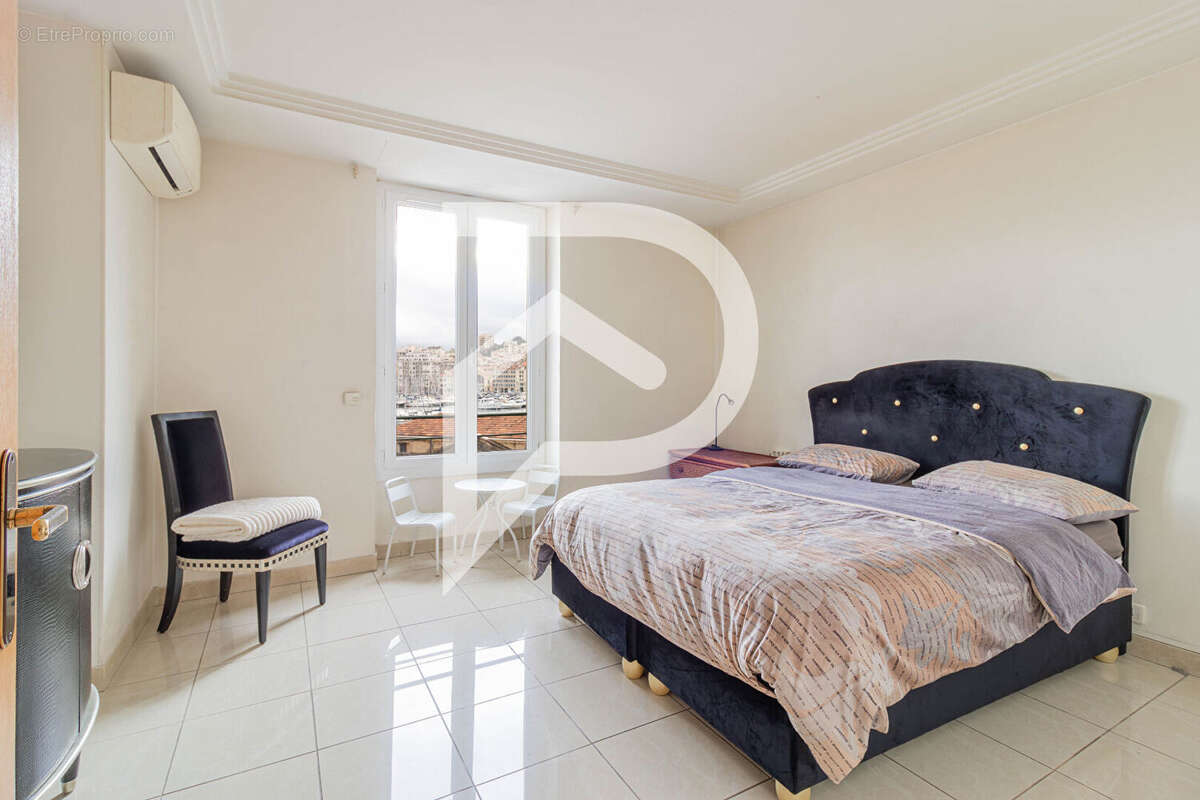 Appartement à MARSEILLE-2E