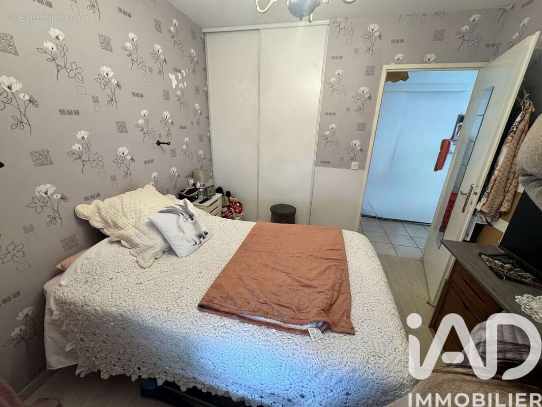 Photo 8 - Appartement à MONTEREAU-FAULT-YONNE