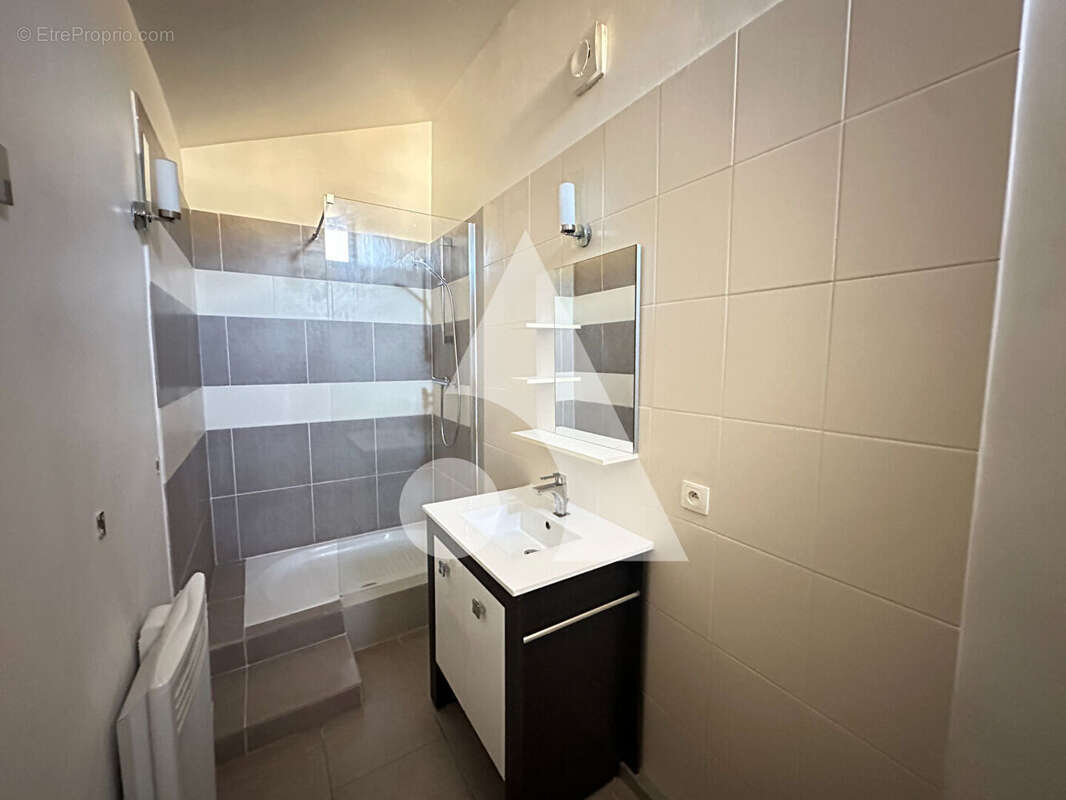 Appartement à CADENET