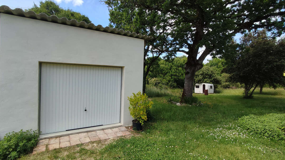 Maison à LACOUR
