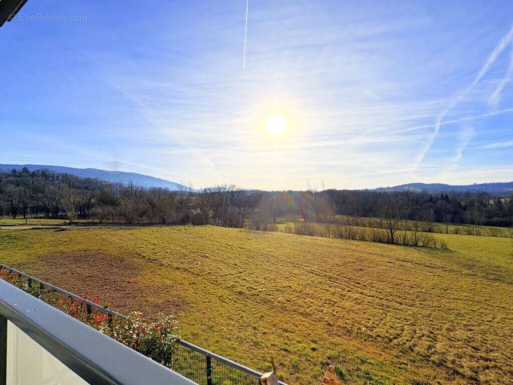 Appartement à SEYNOD