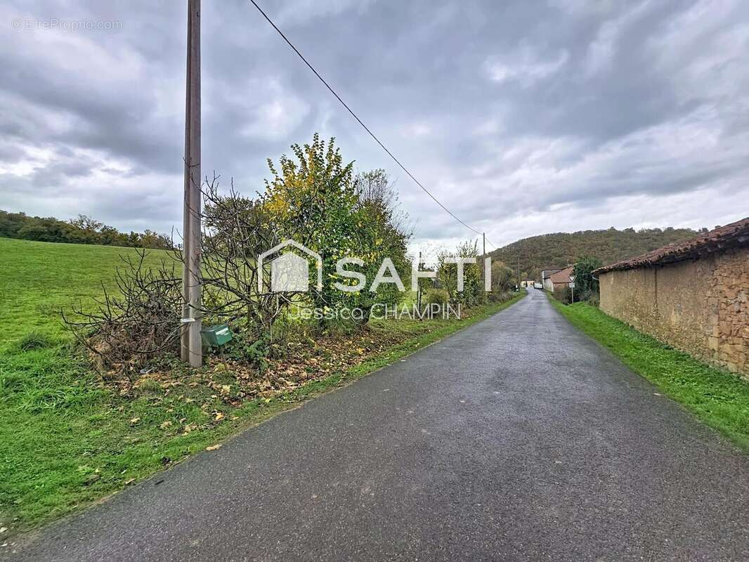 Photo 4 - Terrain à SAINT-MARCET