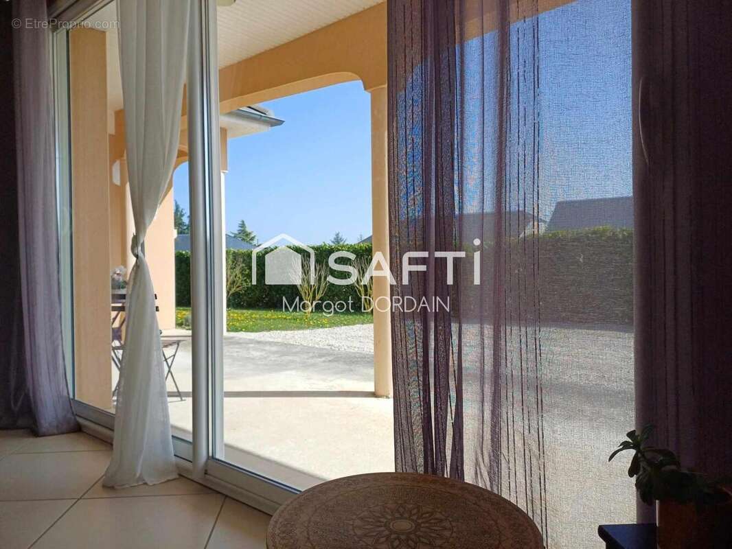 Photo 6 - Maison à RIGNAC