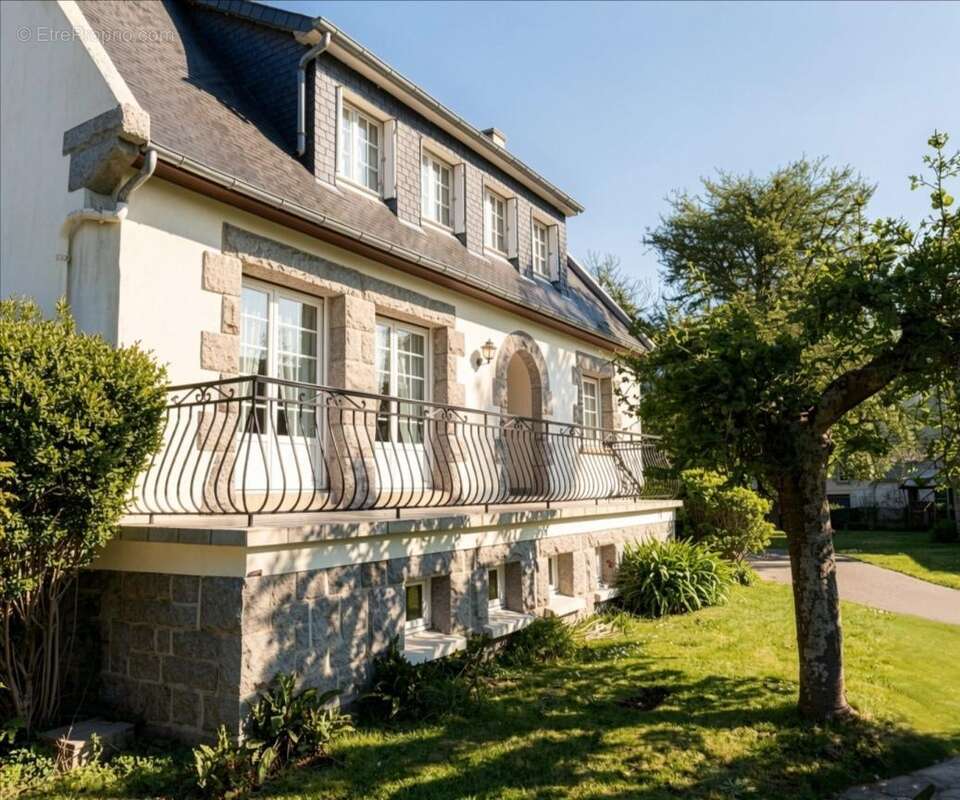 Maison à PLOUGONVEN