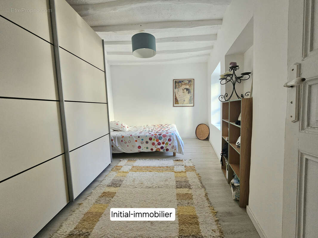 Maison à BEAUMONT-LA-RONCE