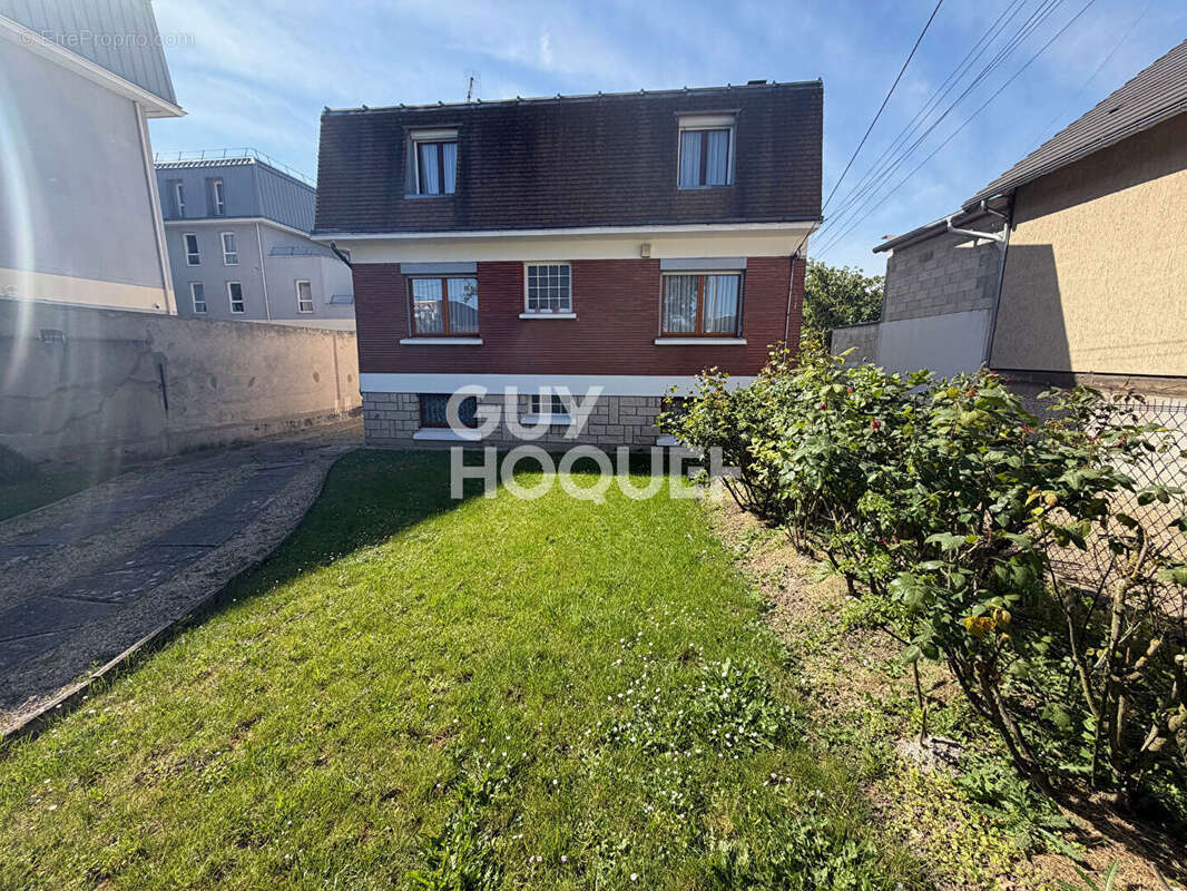 Maison à NEUILLY-PLAISANCE