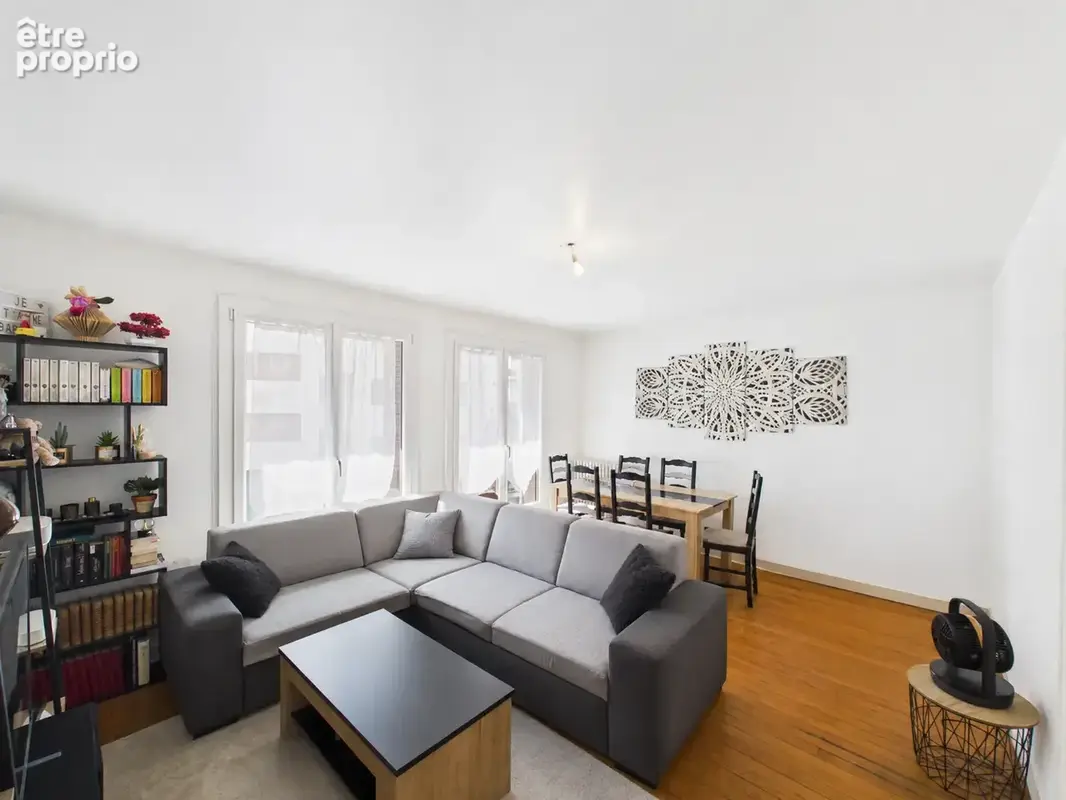 Appartement T4 de 72 m2 avec balcon, cave et grenier   Chambéry - photo 2