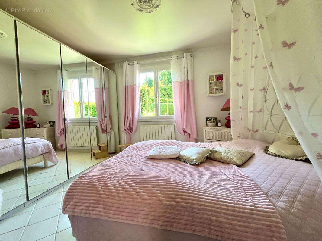 Maison  plain-pied : 4 pièce(s) 90 m2 - Jardin et garage - photo 10