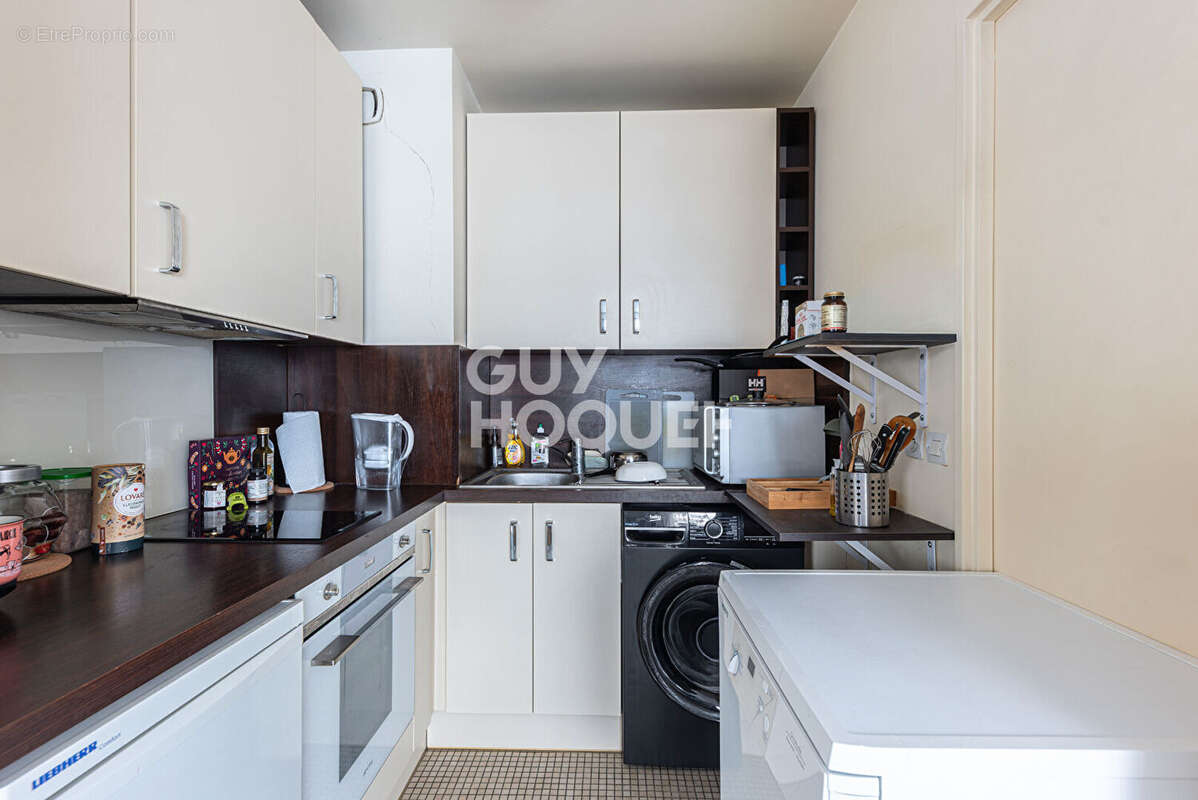 Appartement à PARIS-12E