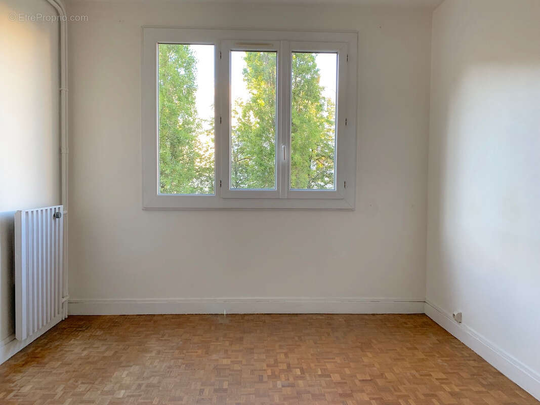 Appartement à PARIS-20E
