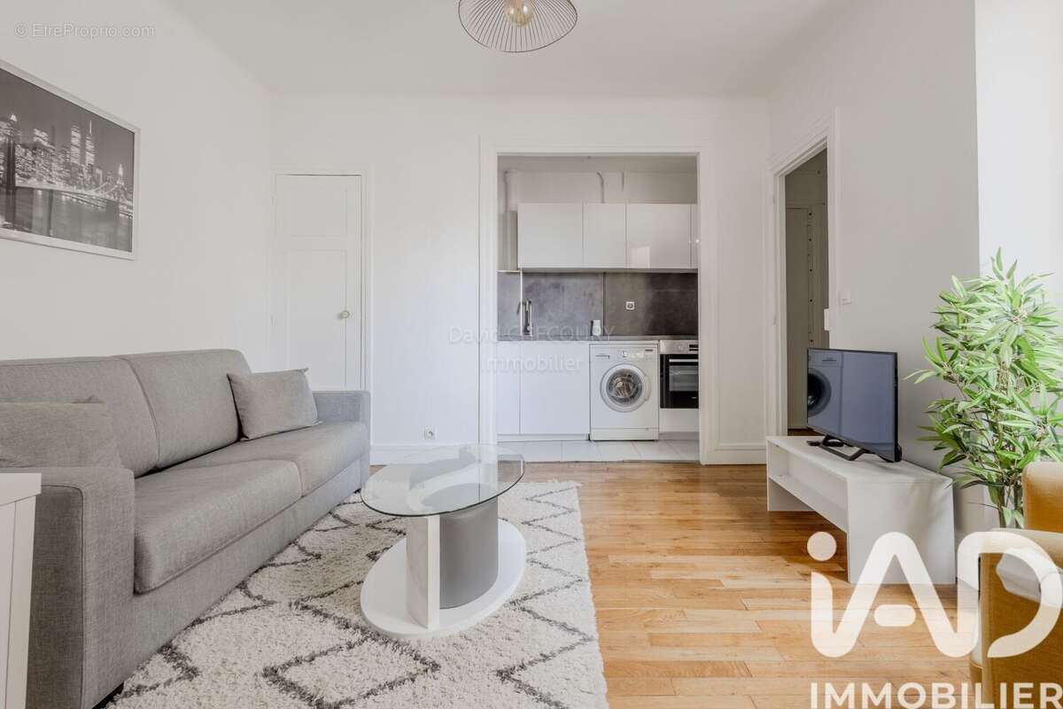 Photo 3 - Appartement à COURBEVOIE