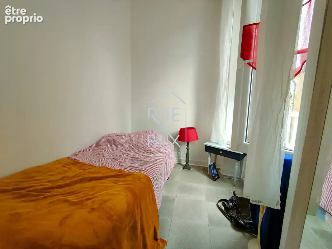 Immeuble Mirebeau 292 m2 - 7 logements + dépendances à aménager + stationnements - photo 7
