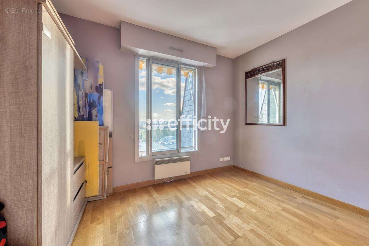 Appartement à NOGENT-SUR-MARNE