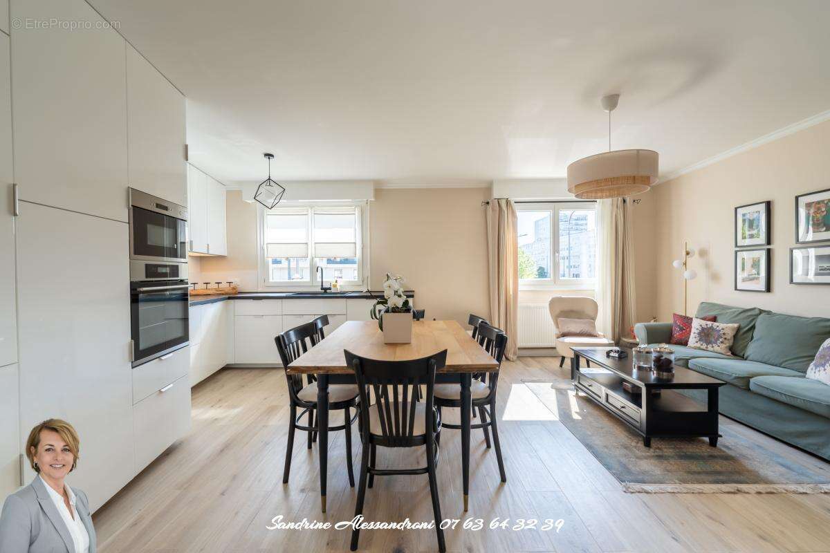 Appartement à VELIZY-VILLACOUBLAY