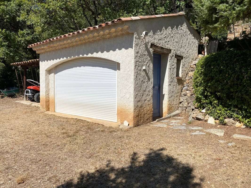 Maison à LORGUES
