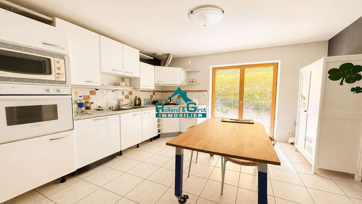 Maison Saint Sulpice La Foret, 142 M² - photo 9
