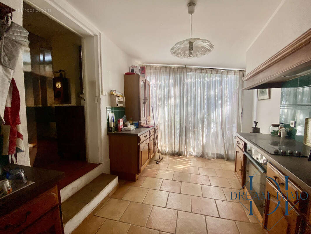 Maison à SOLLIES-PONT