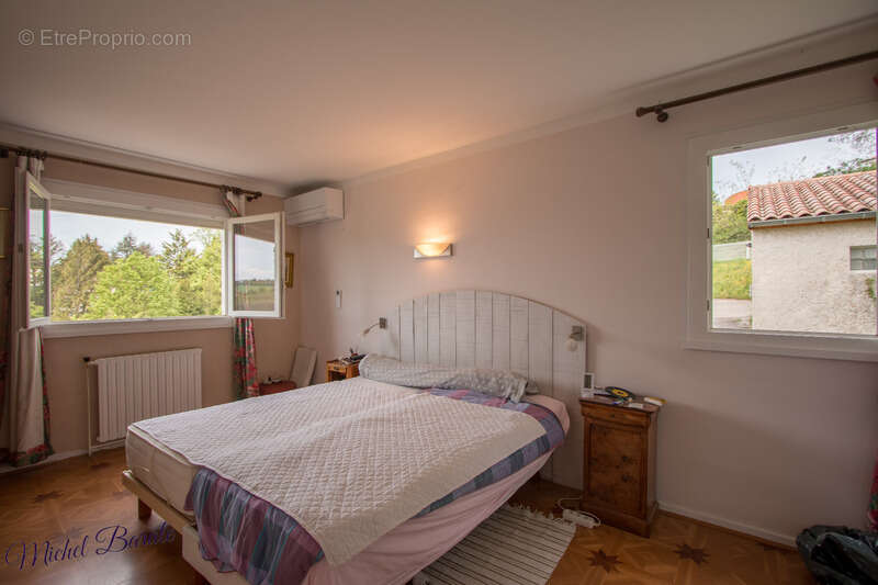 Dpt Rhône (69), à vendre CHAPONNAY maison P6 de 160 m² - Terrain de 1 450,00 m² - photo 49