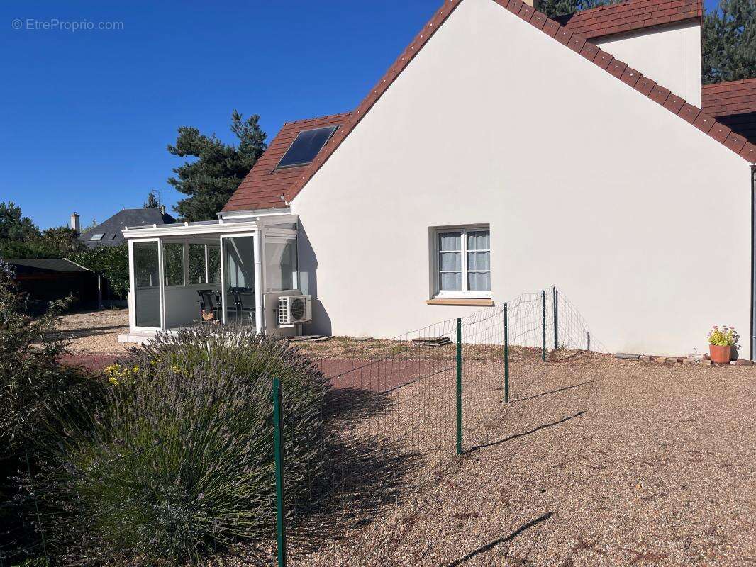 Maison à SAINT-DENIS-EN-VAL