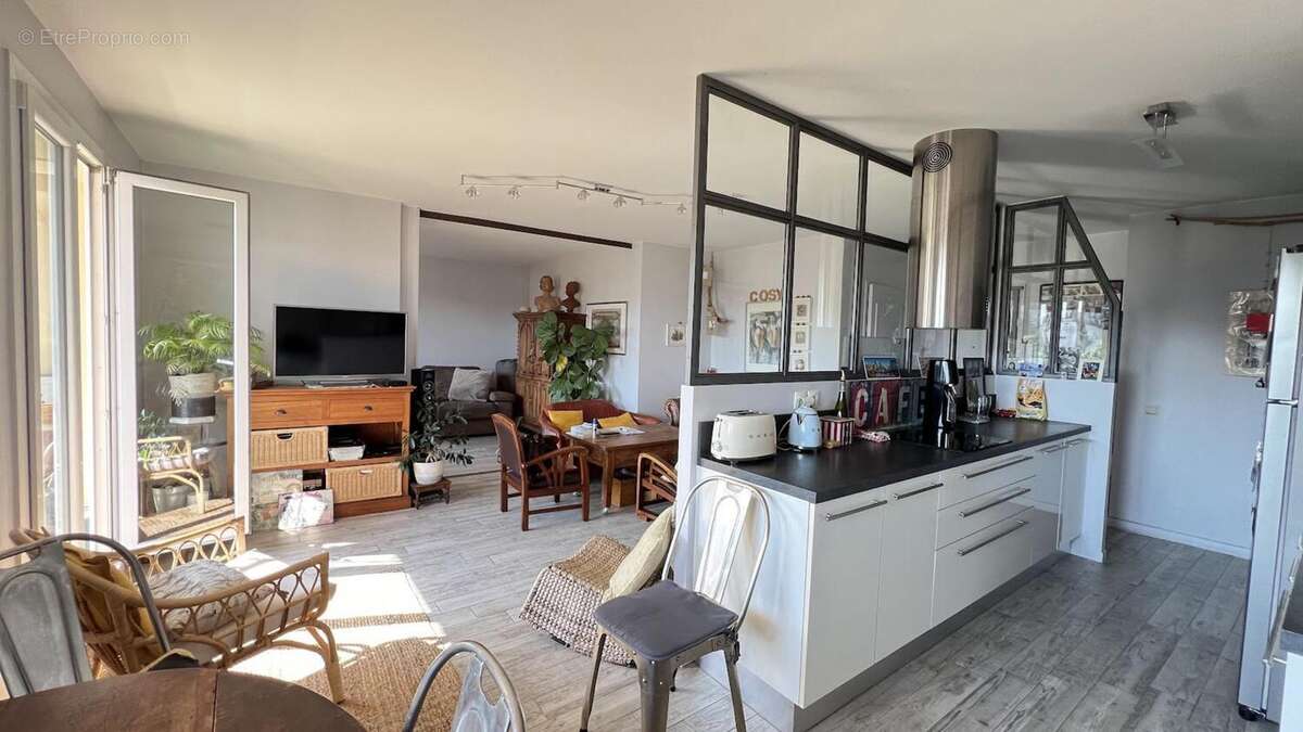 Photo 4 - Appartement à TASSIN-LA-DEMI-LUNE