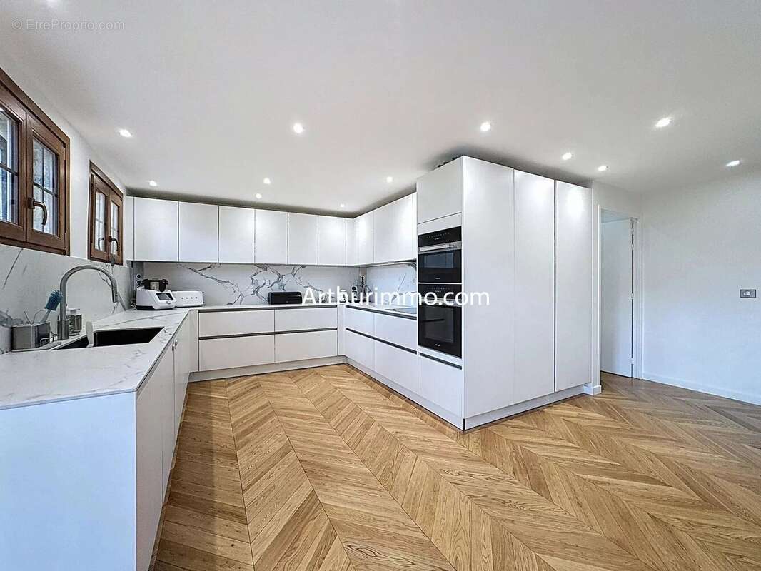 Maison à SUCY-EN-BRIE