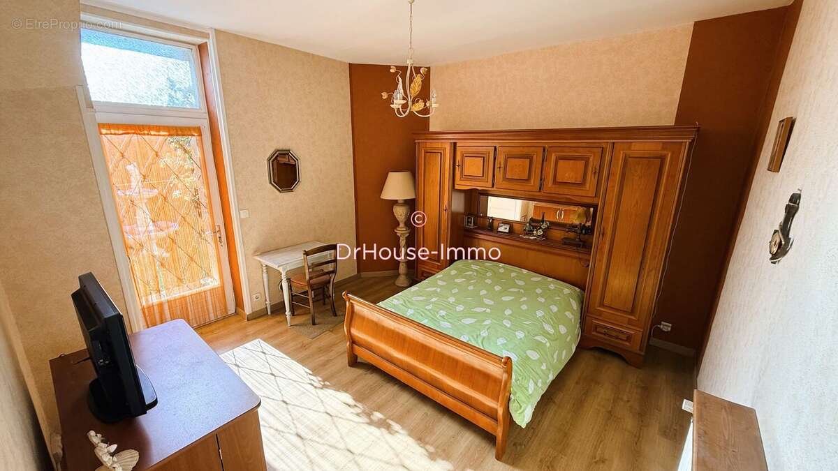 Maison 146 m² à Niort  - photo 9