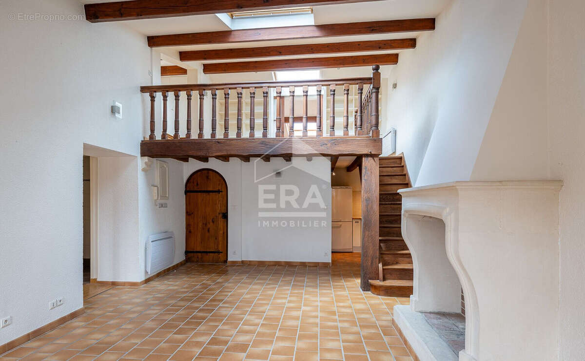 Appartement à SAINTES