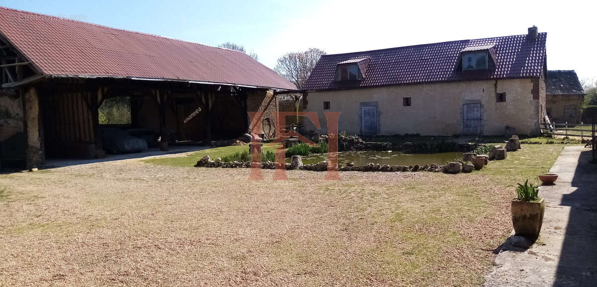 Maison à BROU